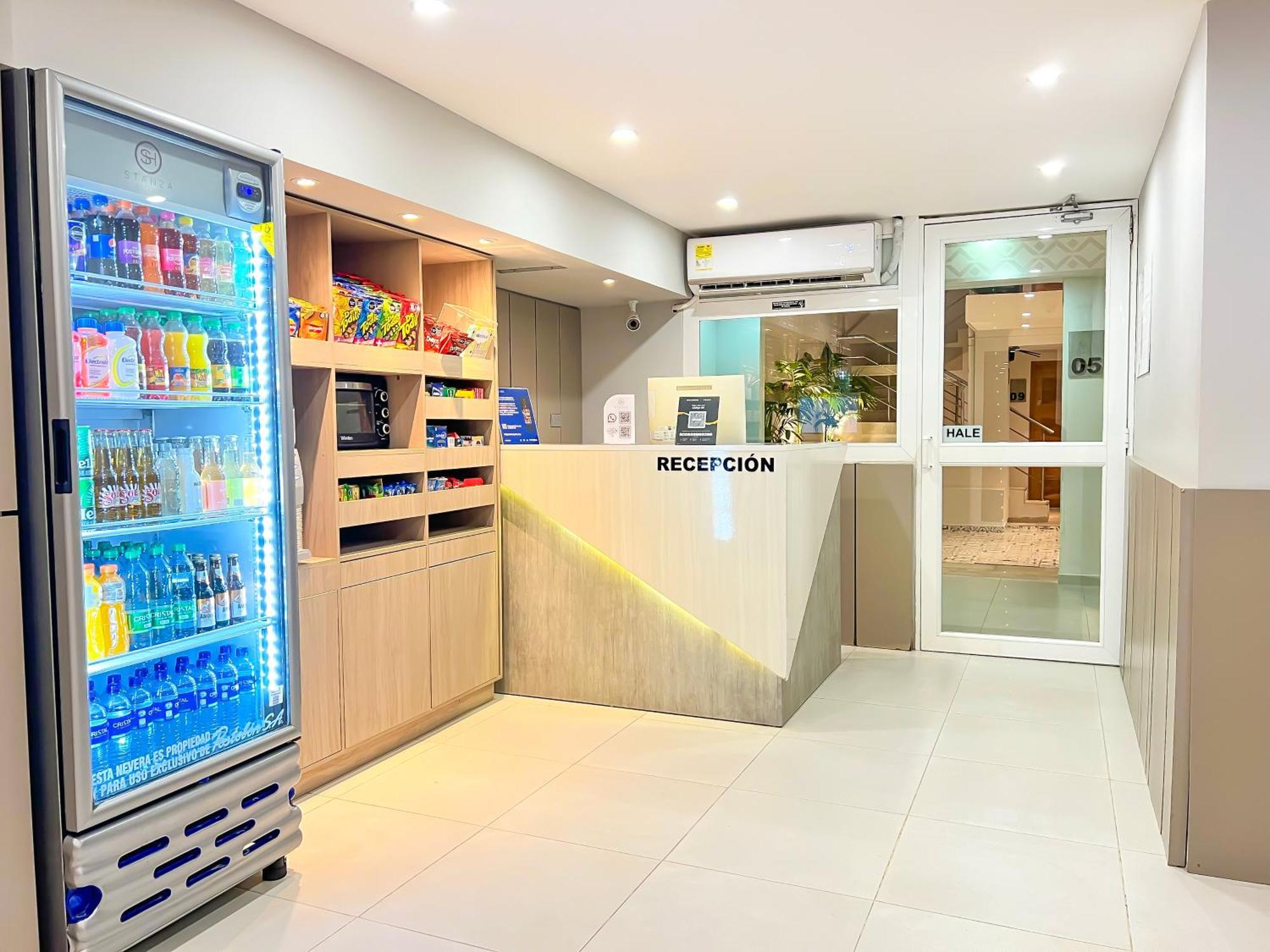 Stanza Hotel Monteria Exterior photo